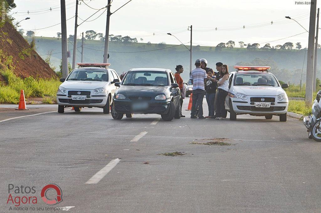 Acidente entre motocicleta e caminhão deixa rapaz gravemente ferido na Av. Fátima Porto | Patos Agora - A notícia no seu tempo - https://patosagora.net