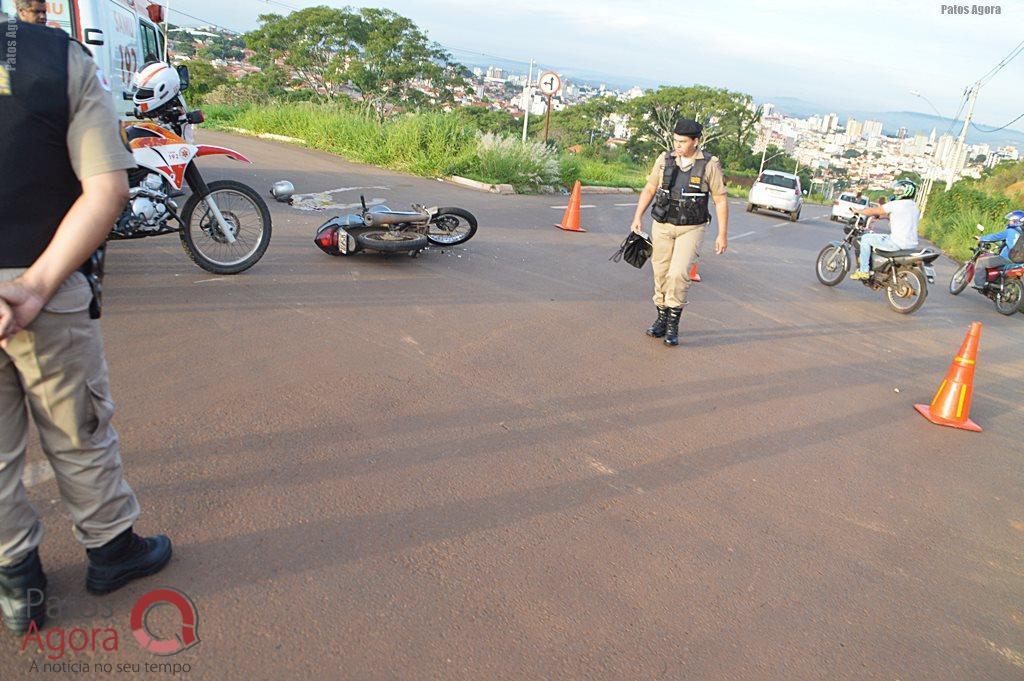 Acidente entre motocicleta e caminhão deixa rapaz gravemente ferido na Av. Fátima Porto | Patos Agora - A notícia no seu tempo - https://patosagora.net