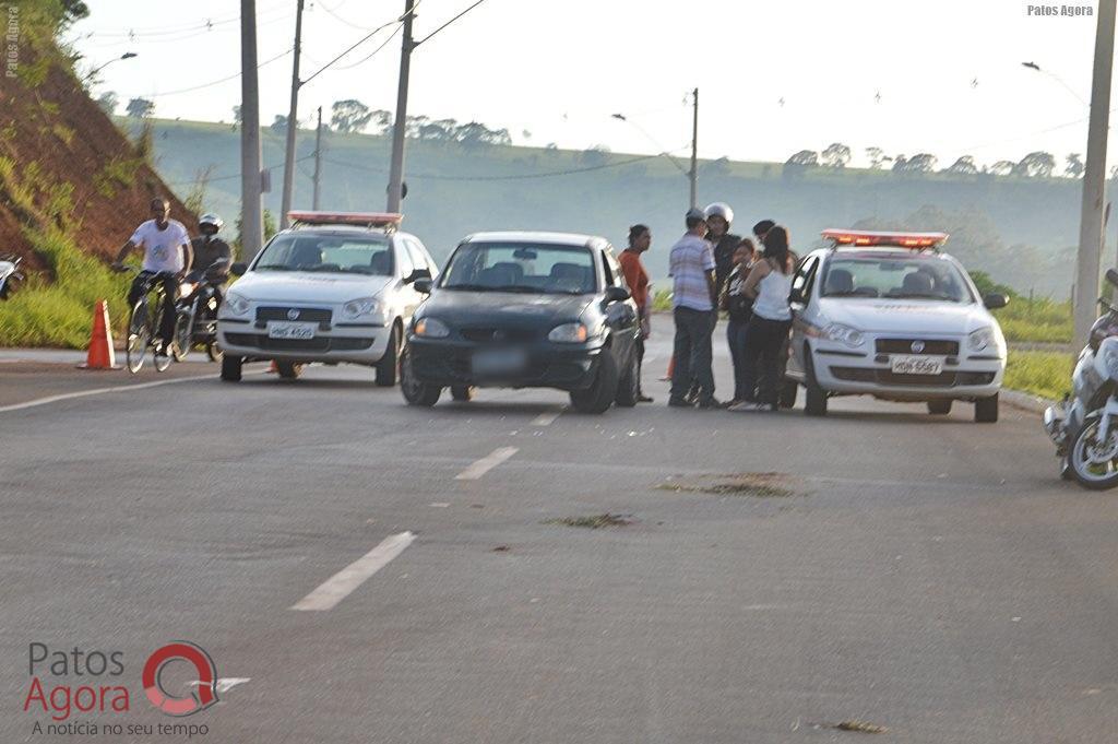 Acidente entre motocicleta e caminhão deixa rapaz gravemente ferido na Av. Fátima Porto | Patos Agora - A notícia no seu tempo - https://patosagora.net