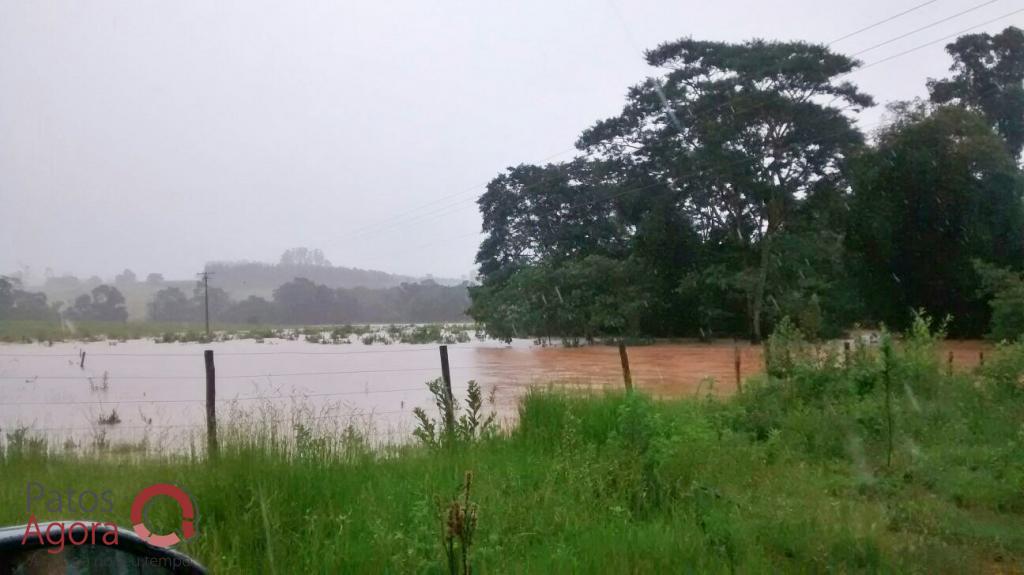 Lagoa Formosa:  Chuvas dos últimos dias deixam Córrego Babilônia a mais de 3 metros acima do nível normal | Patos Agora - A notícia no seu tempo - https://patosagora.net