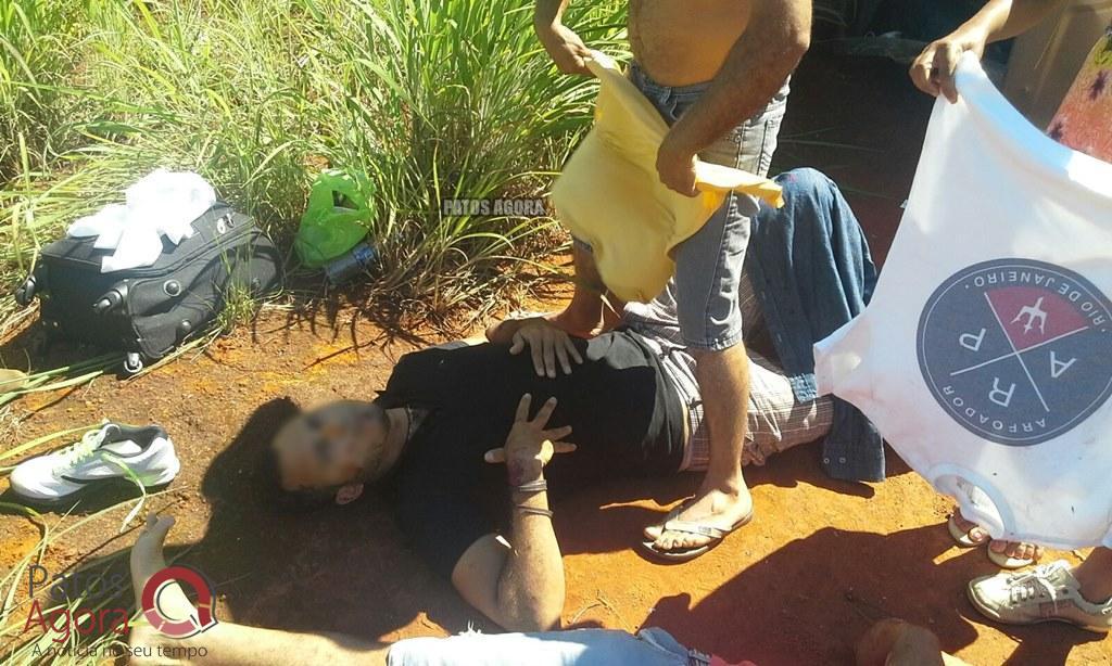 Dois homens ficam feridos em capotamento na BR-365 próximo ao Café Patense | Patos Agora - A notícia no seu tempo - https://patosagora.net
