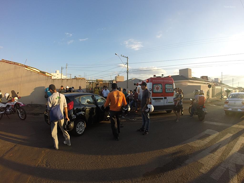 Motorista fica ferido após colidir em muro de residência no bairro Jardim Califórnia | Patos Agora - A notícia no seu tempo - https://patosagora.net