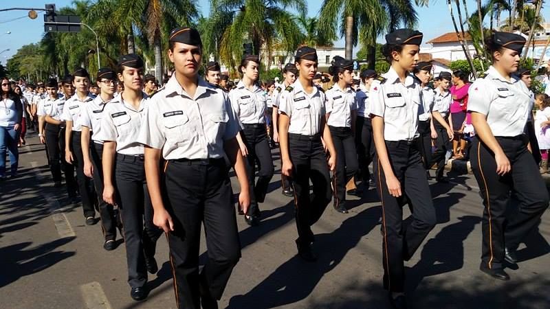 Desfile Cívico-Militar-Estudantil marca comemoração do 124° aniversário de Patos de Minas  | Patos Agora - A notícia no seu tempo - https://patosagora.net