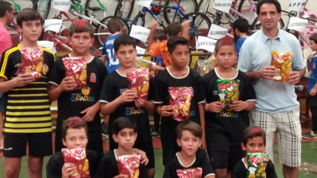 Lagoa Formosa: Projeto Futebol Cidadão realizou tradicional dia das crianças | Patos Agora - A notícia no seu tempo - https://patosagora.net