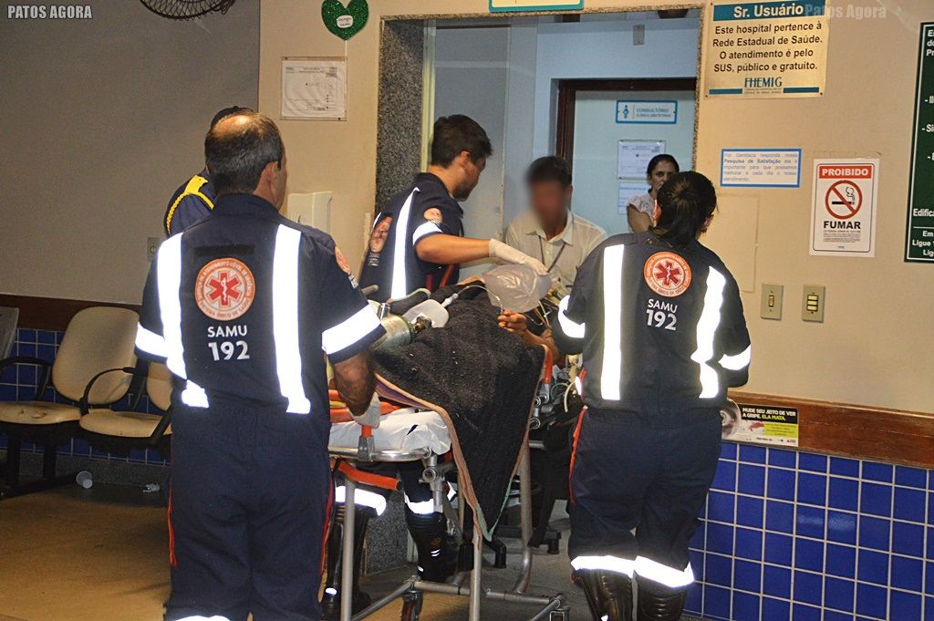 Passageiro de bicicleta fica gravemente ferido em acidente na BR-365 | Patos Agora - A notícia no seu tempo - https://patosagora.net