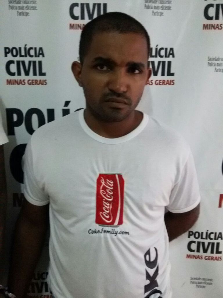 Droga é  apreendida e quatro são presos em Patos de Minas  | Patos Agora - A notícia no seu tempo - https://patosagora.net