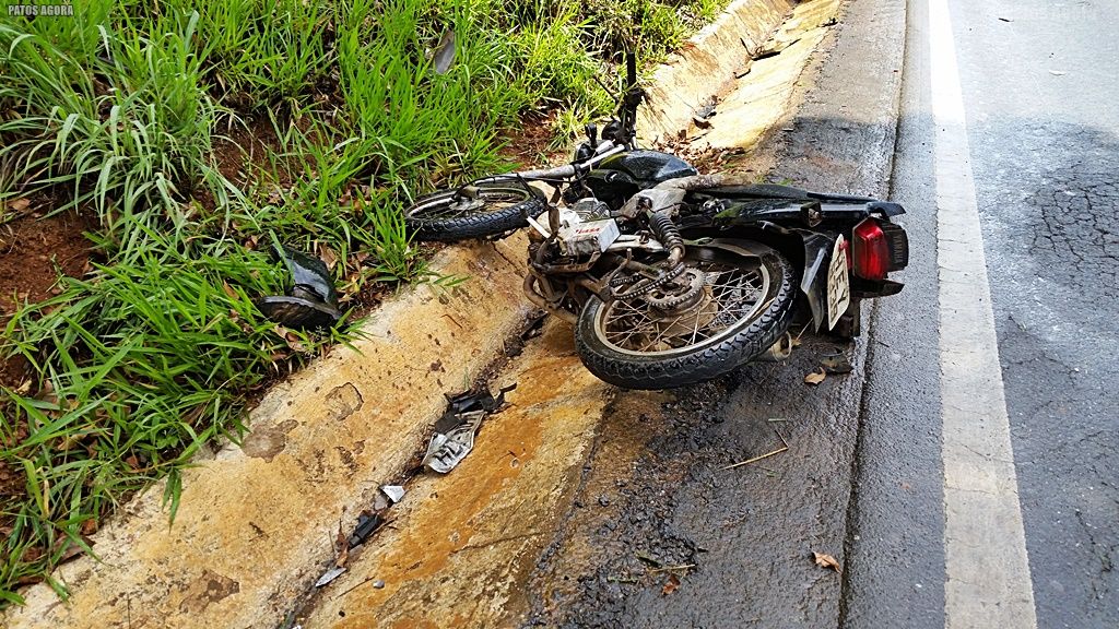 Motociclista fica gravemente ferido em acidente na MGC-354  | Patos Agora - A notícia no seu tempo - https://patosagora.net