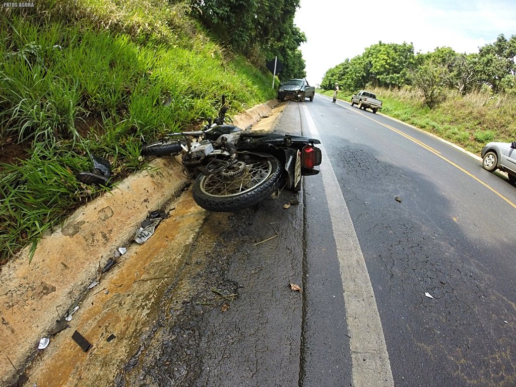 Motociclista fica gravemente ferido em acidente na MGC-354  | Patos Agora - A notícia no seu tempo - https://patosagora.net