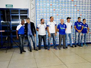Apresentação jogadores da URT e comissão técnica | Patos Agora - A notícia no seu tempo - https://patosagora.net