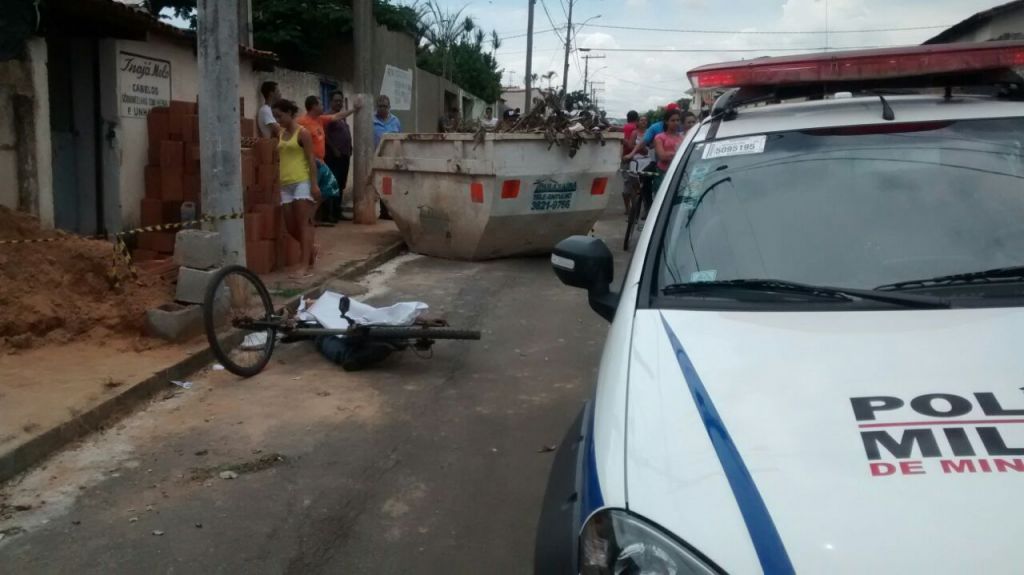 Homem é morto a tiros na Rua Duque de Caxias em Patos de Minas | Patos Agora - A notícia no seu tempo - https://patosagora.net