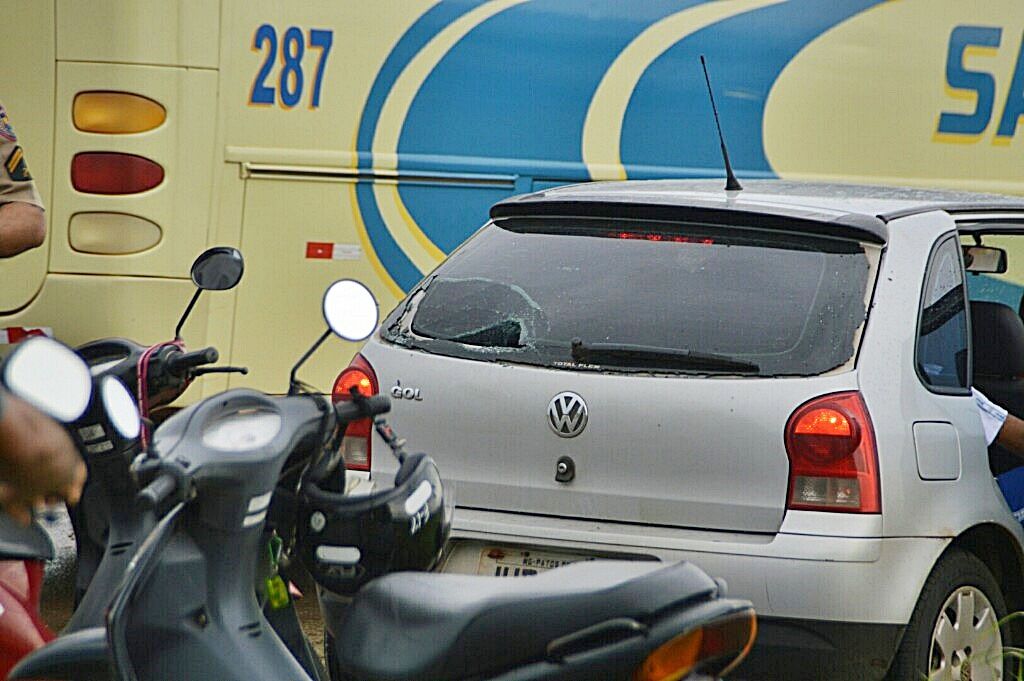 Motorista reduz velocidade para ver acidente e motociclista colide na traseira | Patos Agora - A notícia no seu tempo - https://patosagora.net