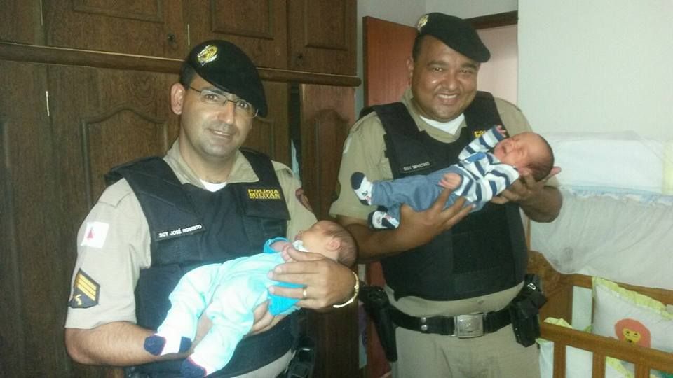 Lagoa Formosa: Policiais militares entregam doações aos gêmeos que ficaram órfãos | Patos Agora - A notícia no seu tempo - https://patosagora.net