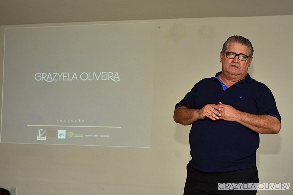 Cantora Grazyela Oliveira promove café com pastores em Patos de Minas | Patos Agora - A notícia no seu tempo - https://patosagora.net