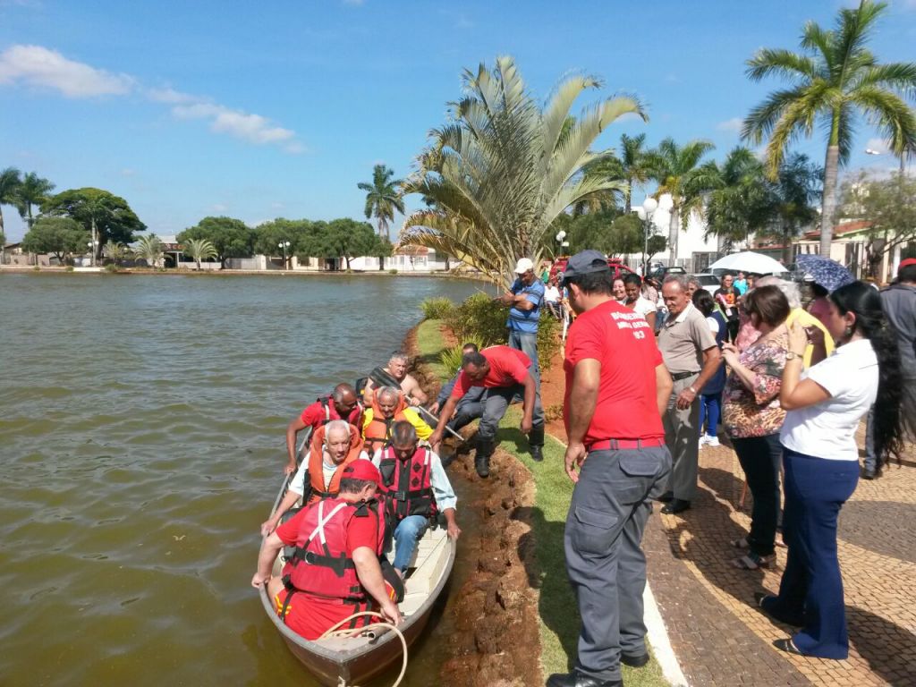 Bombeiros realizam ação solidária em Lagoa Formosa com militares do program de preparação para a reserva | Patos Agora - A notícia no seu tempo - https://patosagora.net