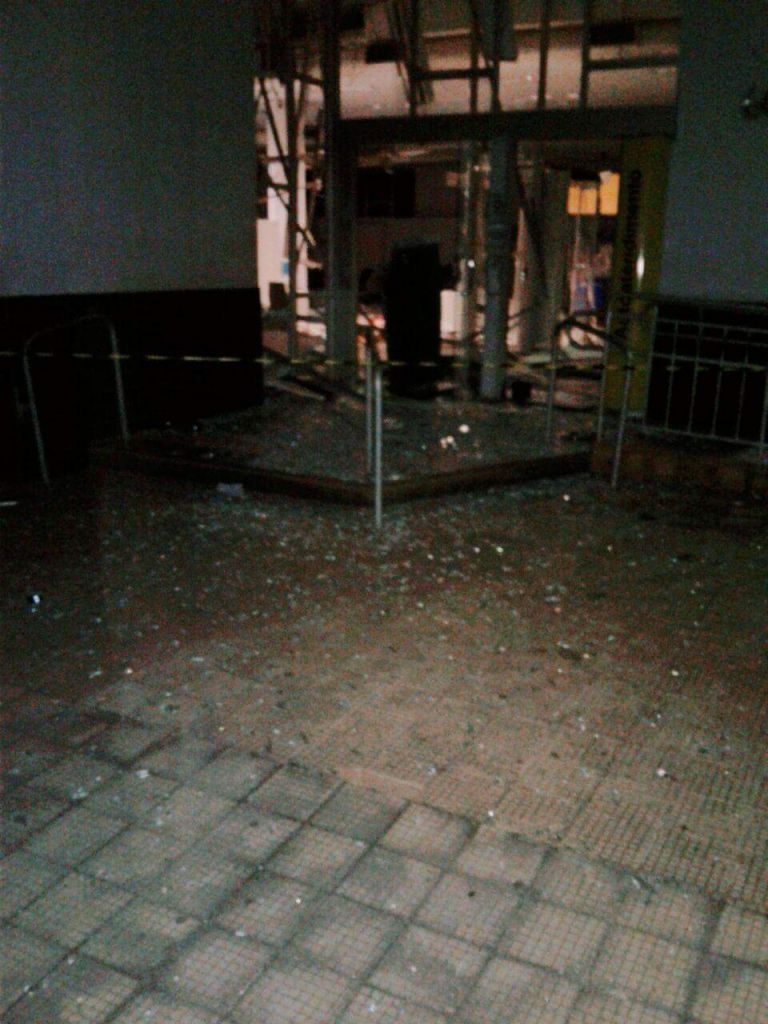 Bandidos explodem caixas  eletrônicos de agências bancárias de Vazante | Patos Agora - A notícia no seu tempo - https://patosagora.net