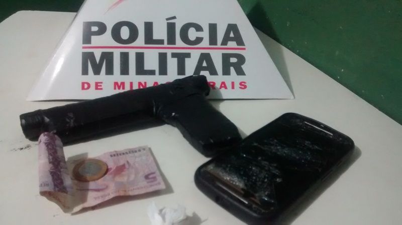 PM apreende menores após assaltos em dois bairros de Patos de Minas | Patos Agora - A notícia no seu tempo - https://patosagora.net