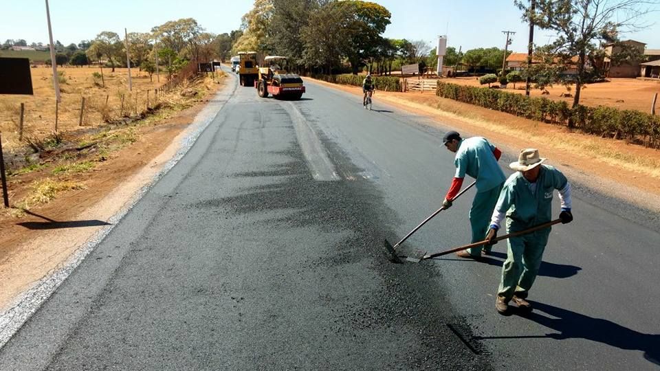  Avenida Marabá recebe melhorias no asfaltamento  | Patos Agora - A notícia no seu tempo - https://patosagora.net