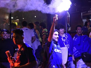 Patenses comemoram título do Cruzeiro na Copa do Brasil pelas ruas da cidade | Patos Agora - A notícia no seu tempo - https://patosagora.net