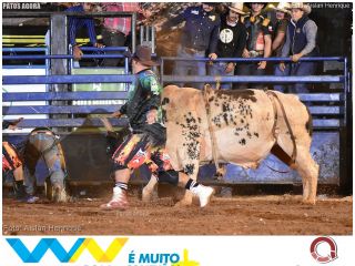 ExpôMonte 2018 - 2º Round Rodeio Bulls - Show Fernando e Sorocaba - Banda Pagô - Parte 1 | Patos Agora - A notícia no seu tempo - https://patosagora.net