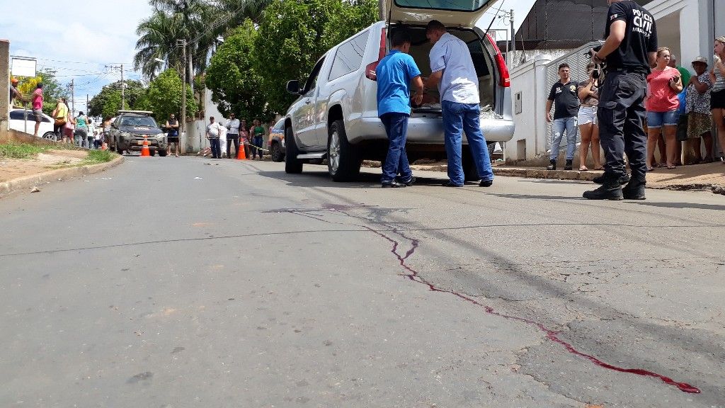 Homem é morto a tiros próximo de escola em Patos de Minas | Patos Agora - A notícia no seu tempo - https://patosagora.net