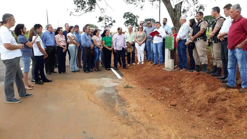 Prefeitura de Lagoa Formosa conclui asfaltamento da estrada que liga Monjolinho de Minas à sede do município  | Patos Agora - A notícia no seu tempo - https://patosagora.net