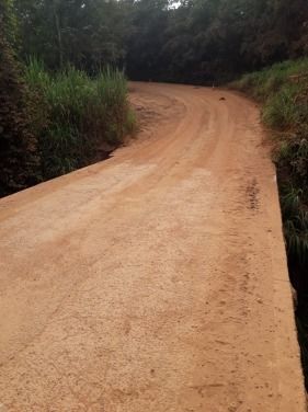 Carro caiu de uma ponte e com as 4 rodas para cima | Patos Agora - A notícia no seu tempo - https://patosagora.net