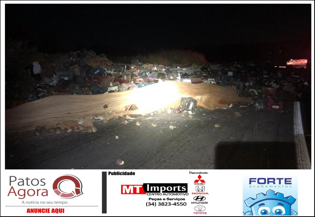 Caminhão perde freio e tomba na BR-146 próximo do distrito da Catiara | Patos Agora - A notícia no seu tempo - https://patosagora.net