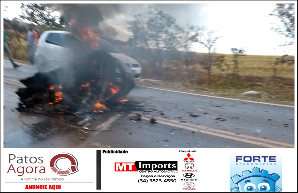 Carro parte ao meio e pega fogo em acidente com óbito na MGC-354 | Patos Agora - A notícia no seu tempo - https://patosagora.net
