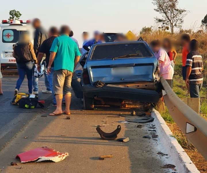 Motorista morre em acidente entre carro e carreta na BR-354 | Patos Agora - A notícia no seu tempo - https://patosagora.net