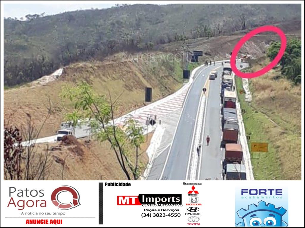 Motorista fica preso às ferragens após carreta tombar na BR-146, local conhecido como Curva da Morte | Patos Agora - A notícia no seu tempo - https://patosagora.net