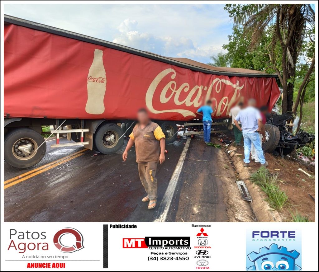 Grave acidente entre carreta da Coca-Cola e caminhão baú deixa dois mortos na MG-190 | Patos Agora - A notícia no seu tempo - https://patosagora.net