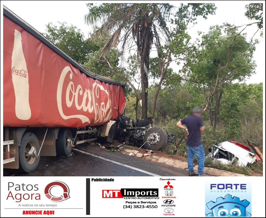 Grave acidente entre carreta da Coca-Cola e caminhão baú deixa dois mortos na MG-190 | Patos Agora - A notícia no seu tempo - https://patosagora.net