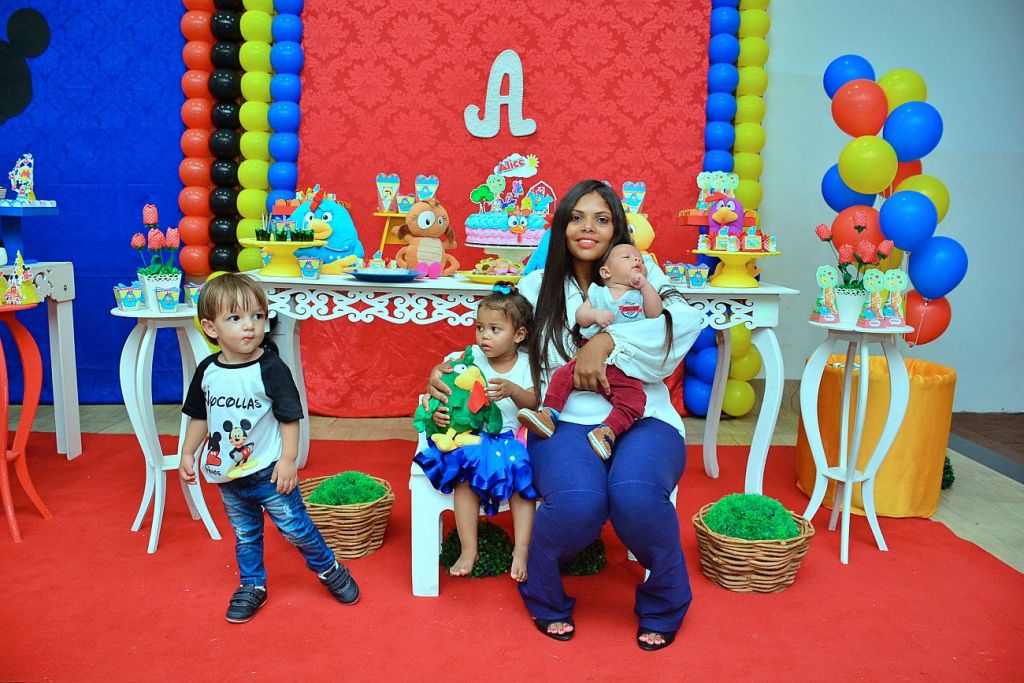 Crianças ganham festinha de aniversário feita por voluntários | Patos Agora - A notícia no seu tempo - https://patosagora.net