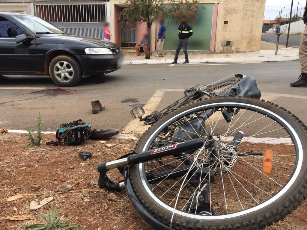 Homem fica gravemente ferido em acidente entre bicicleta motorizada e veículo | Patos Agora - A notícia no seu tempo - https://patosagora.net