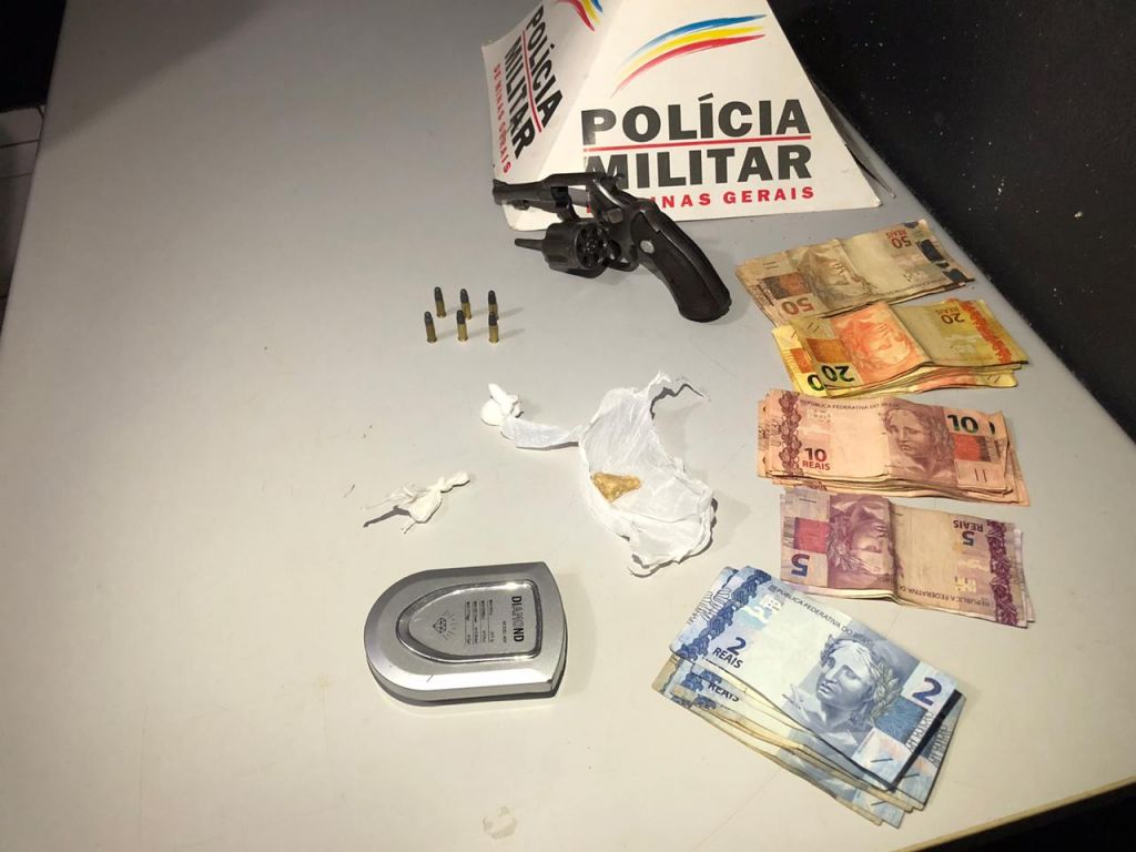 Homem é preso por porte ilegal de arma de fogo e tráfico de drogas | Patos Agora - A notícia no seu tempo - https://patosagora.net