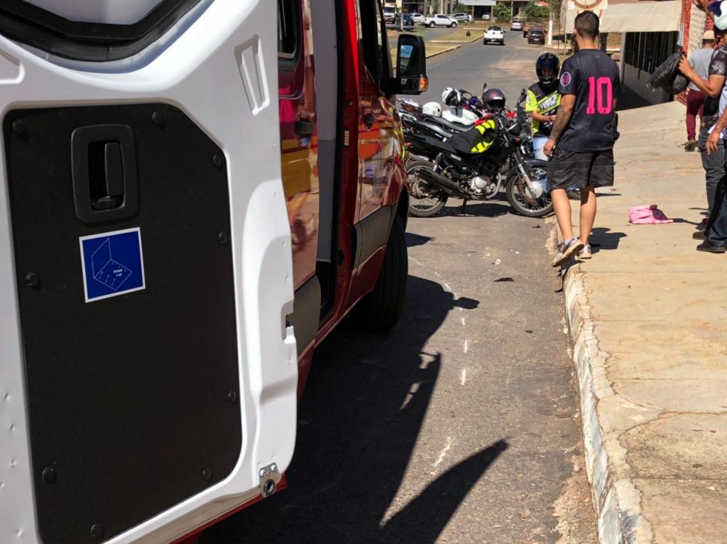 Motociclista fica ferido em acidente na Avenida Ivan Borges Porto  | Patos Agora - A notícia no seu tempo - https://patosagora.net