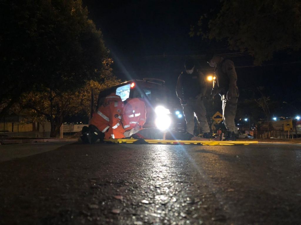 Dois acidentes são registrado no mesmo local na Avenida Juscelino Kubitscheck | Patos Agora - A notícia no seu tempo - https://patosagora.net