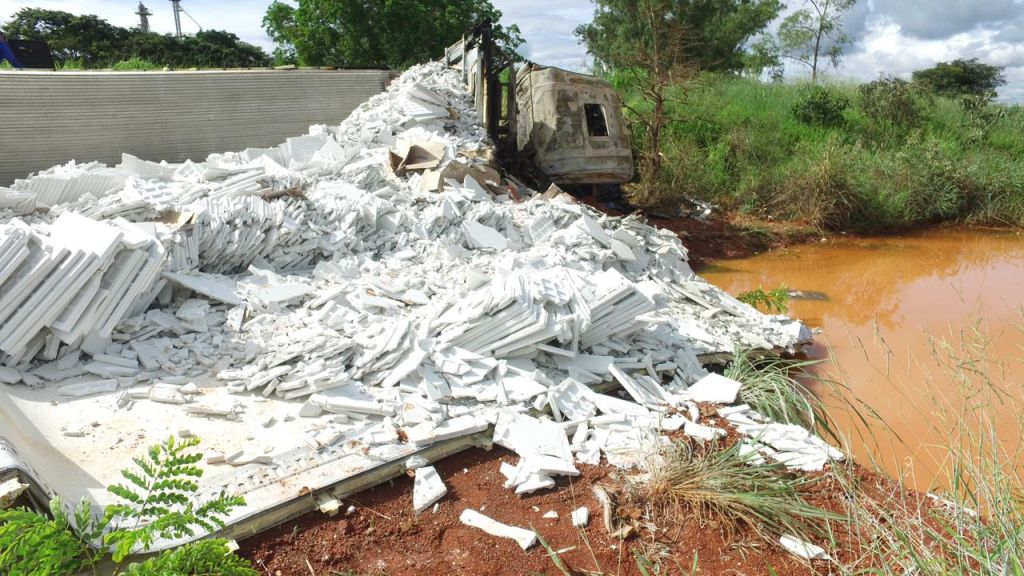 Corpo do motorista de 35 anos da carreta foi localizado em açude  | Patos Agora - A notícia no seu tempo - https://patosagora.net