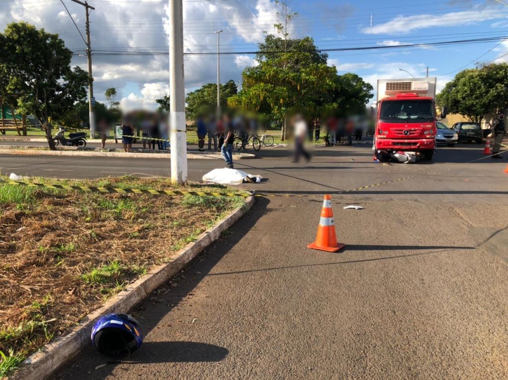 Motociclista morre e passageira fica gravemente ferida em acidente no Bairro Guanabara em Patos de Minas | Patos Agora - A notícia no seu tempo - https://patosagora.net