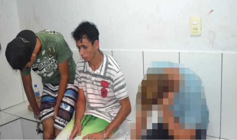 Jovens fazem arrastão de celular no Centro e são detidos pela Polícia Militar