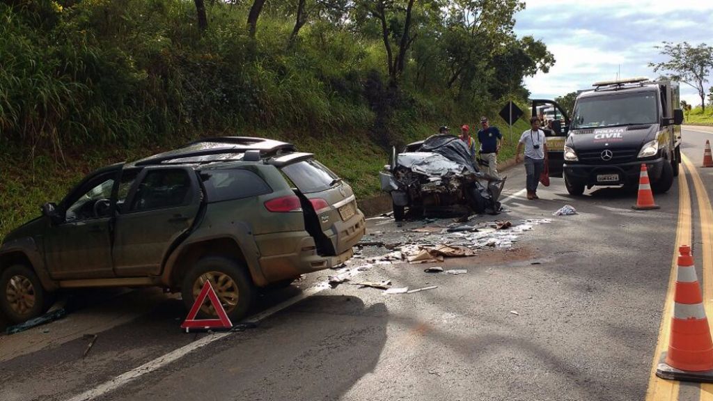 Investigadora da Policia Civil de Minas Gerais, perde a vida em grave acidente na Br.262 em Ibiá/MG.