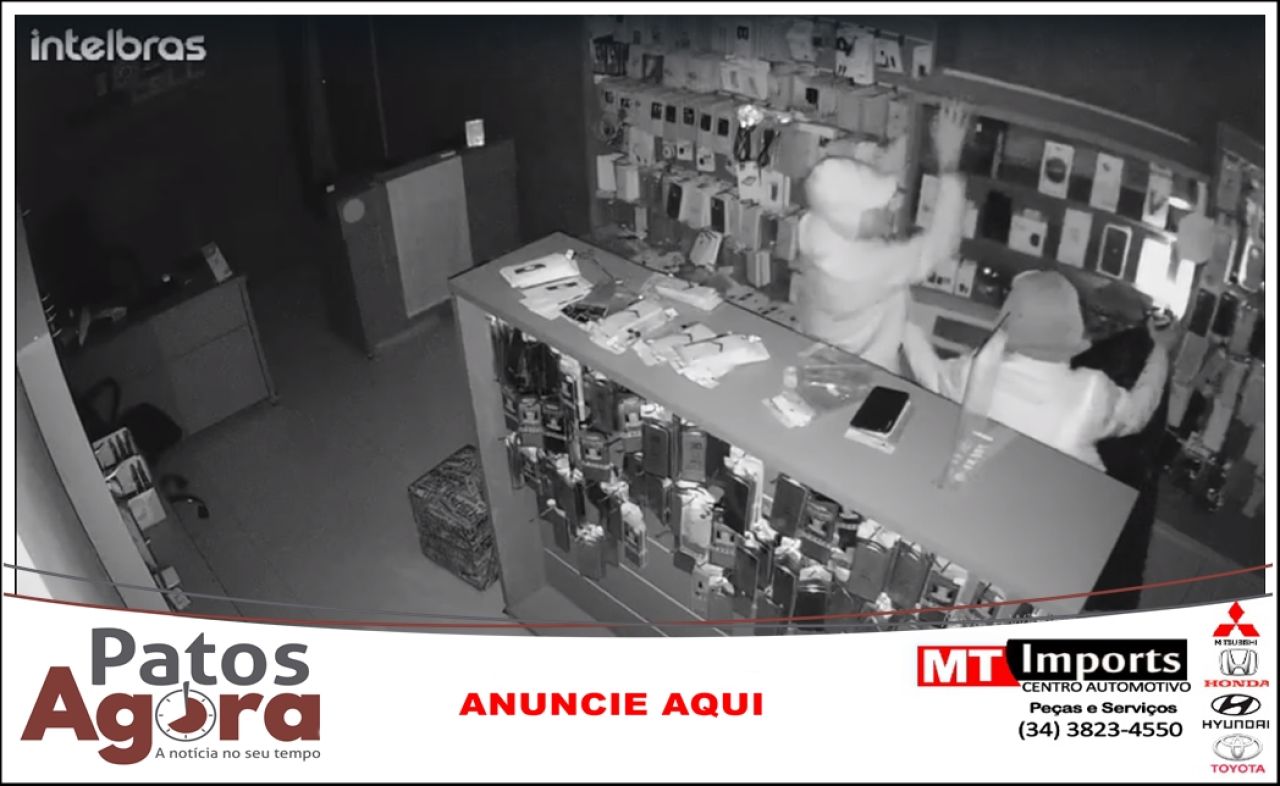 Bandidos levam máquina de cortar película de loja de celulares em Patos de Minas