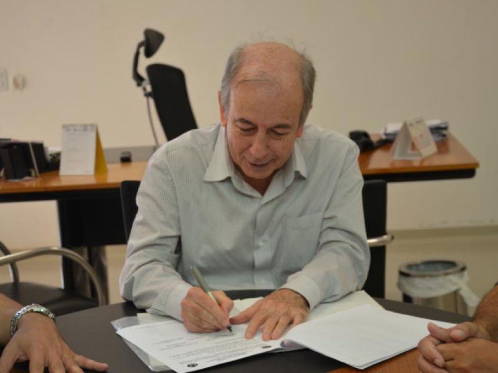 Ótima Notícia: UFU assina convênio para retomada das obras do Campus Patos de Minas