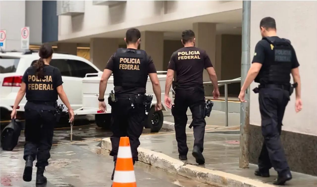 Fraudes no INSS: ex-ministro de Bolsonaro e deputados são alvos da PF