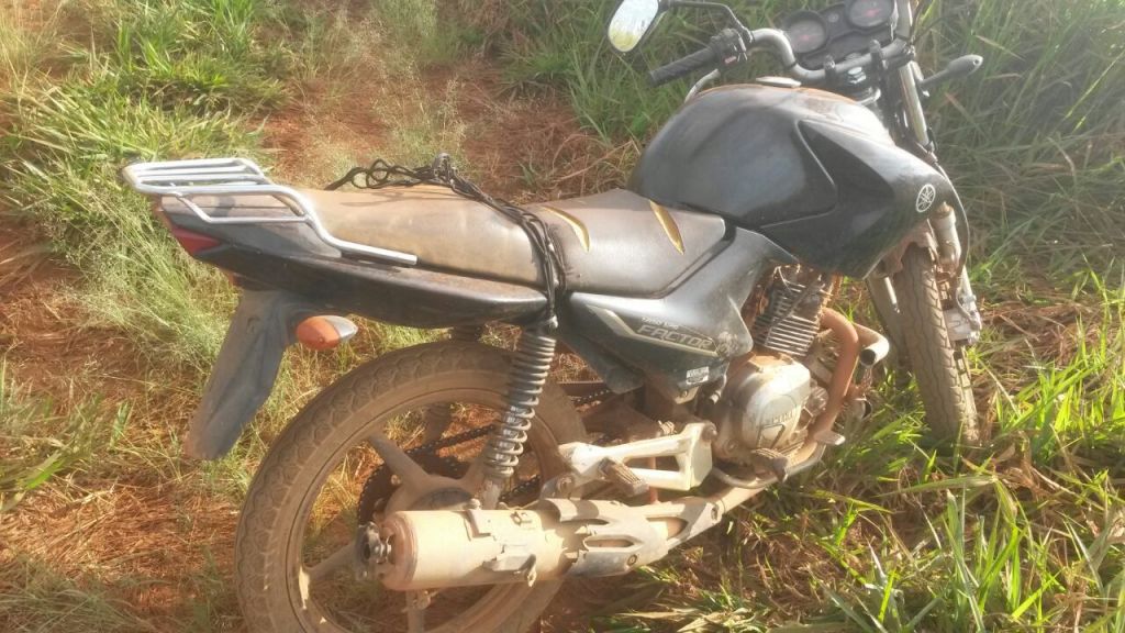 PM de Lagoa Formosa recupera motocicleta furtada em estrada vicinal