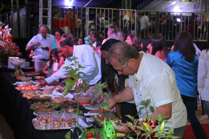 Lagoa Formosa: Aconteceu na última sexta feira festival de pratos típicos da Festa do Feijão