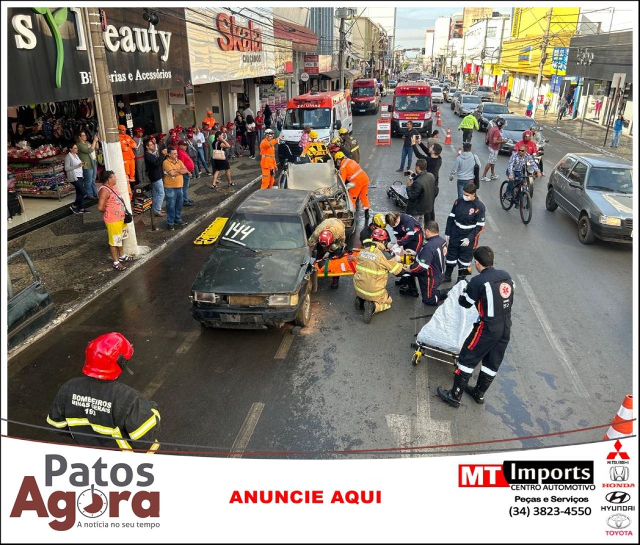 Simulado de acidente é realizado no cruzamento das ruas Major Gote e Olegário Maciel