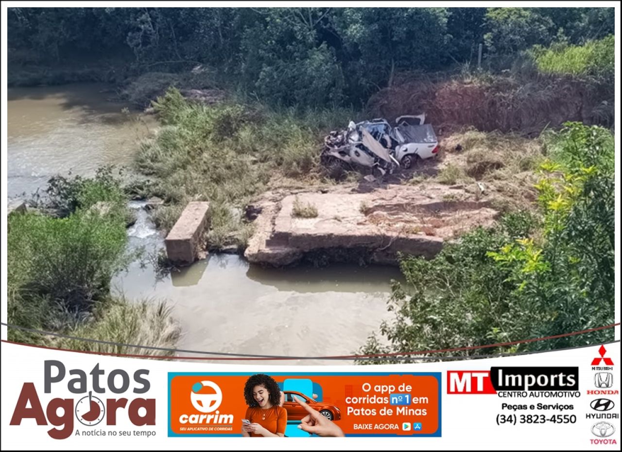 Homem sofre acidente e fica preso em veículo durante 4 horas em Presidente Olegário