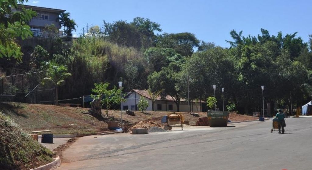 Ladróes furtam 500 metros de fios elétrico do Parque Municipal do Mocambo