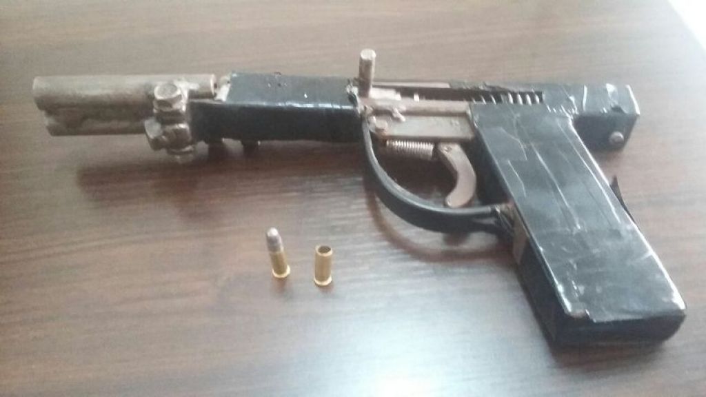 Lagoa Formosa: Menor suspeito de cometer assaltos em Patos de Minas é apreendido com arma de fabricação caseira